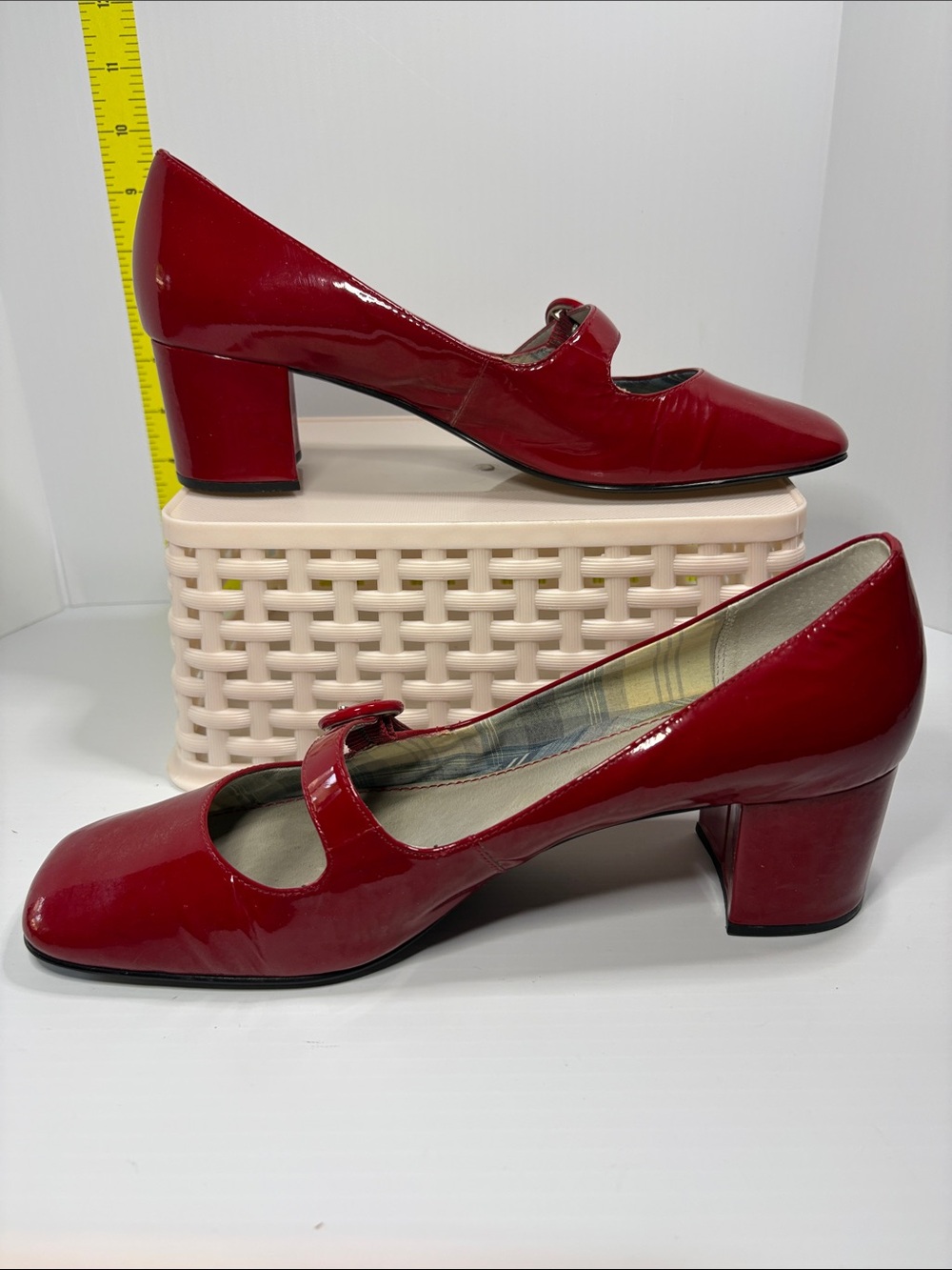 00’s Brass Plum Red Patent Mary Jane Block Heel Pumps Buckle Strap box 25 - Picture 2 of 6